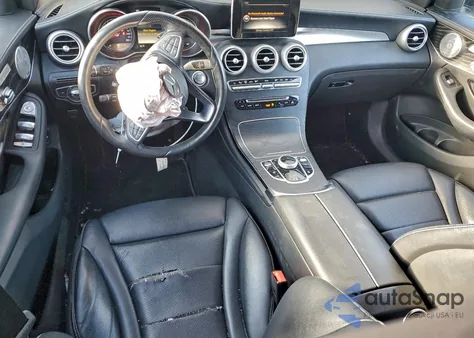 2017 Mercedes-Benz Glc 300 4Matic z USA, uszkodzony, nr VIN WDC0G4KB9HV011153